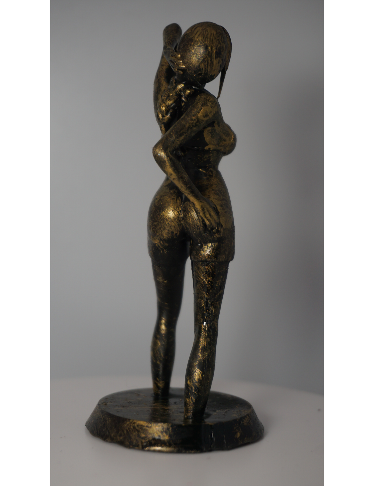 Anime Makima Statue