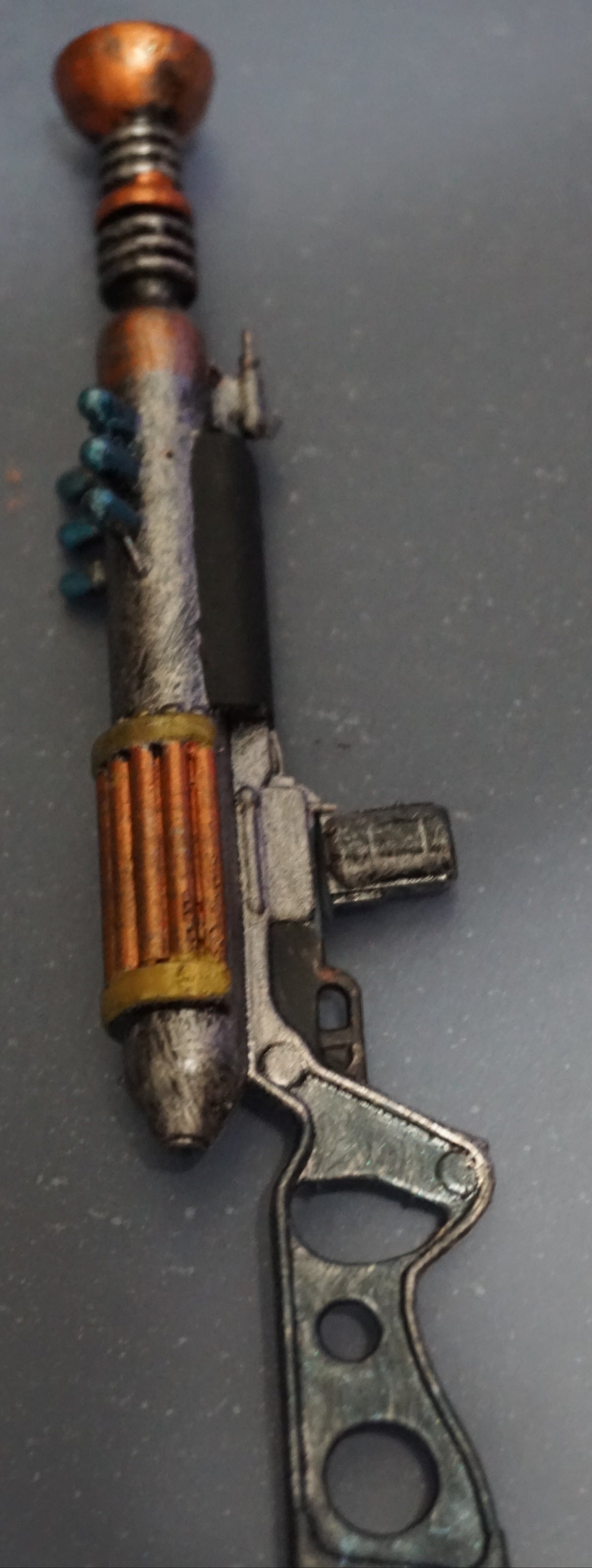 Fallout LAER Rifle Replica, Realistic Miniature Size, 1:2 to 1:16 Scales