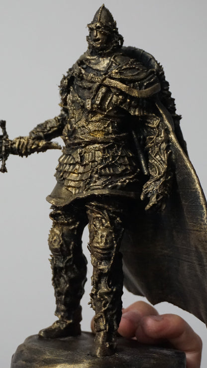 Bell Bearing Hunter Statue