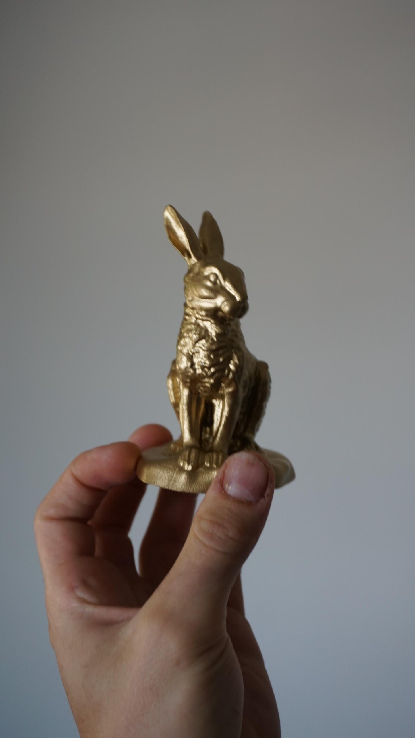 Hopper – Bunny Figurine