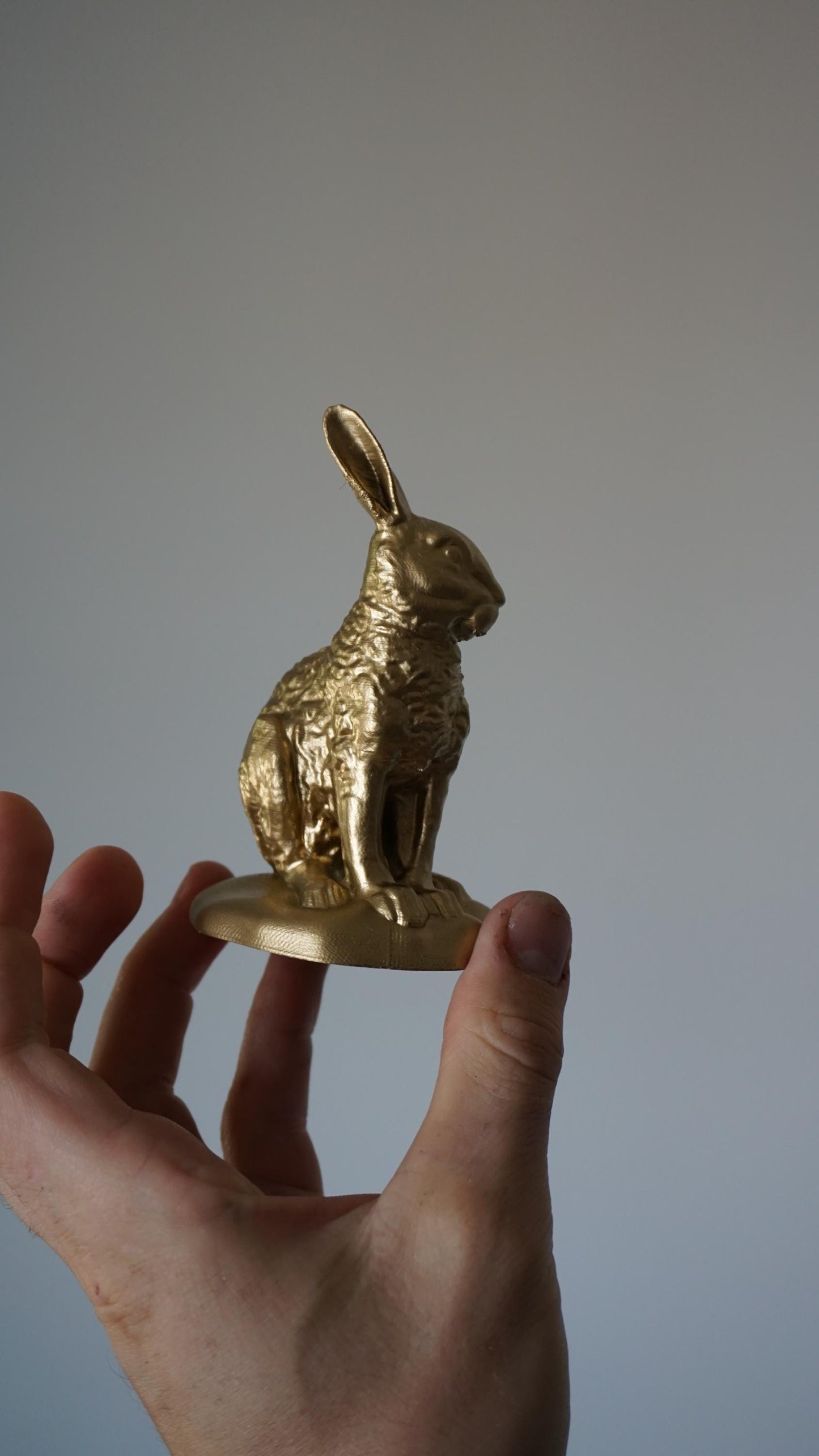 Hopper – Bunny Figurine