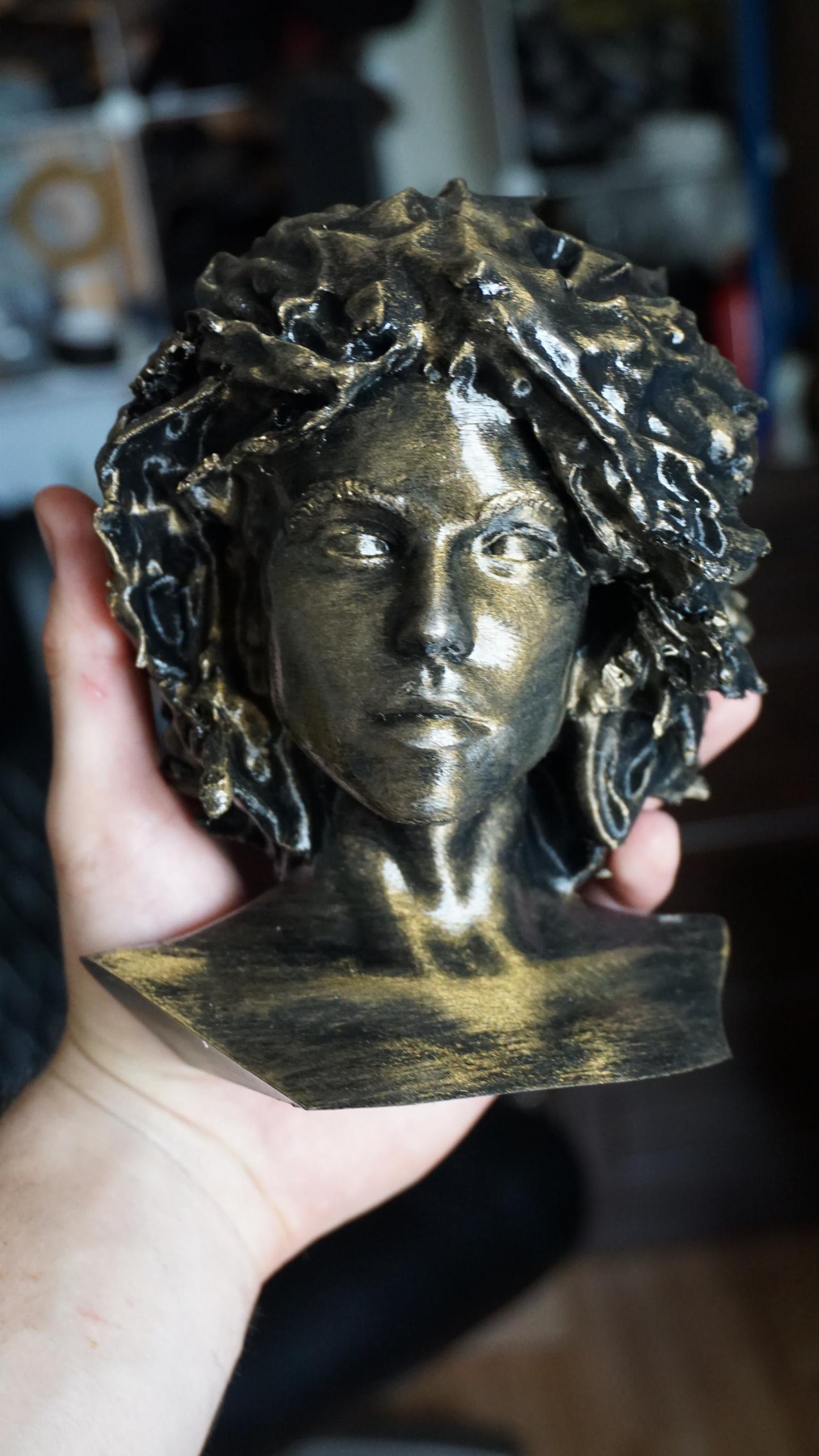 Ellen Ripley Bust Inspired by Classic Sci-Fi Heroes