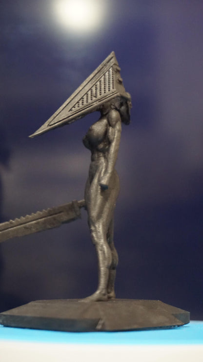 Pyramid Head – Horror Woman Statue