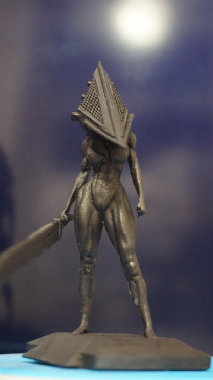 Pyramid Head – Horror Woman Statue